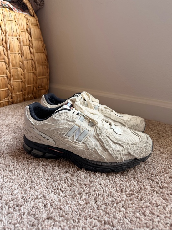 New Balance Other - New Balance cream and black 1906R sneakers
